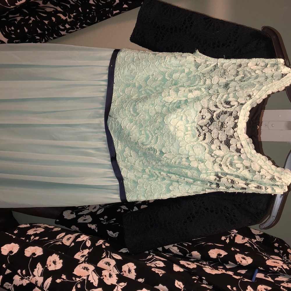 Mint green knee length chiffon dress